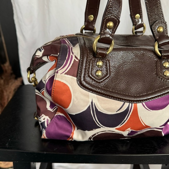 COACH ✨💜🧡 retro designer Ashley Scarf  print, medium size satchel purse - Picture 3 of 16